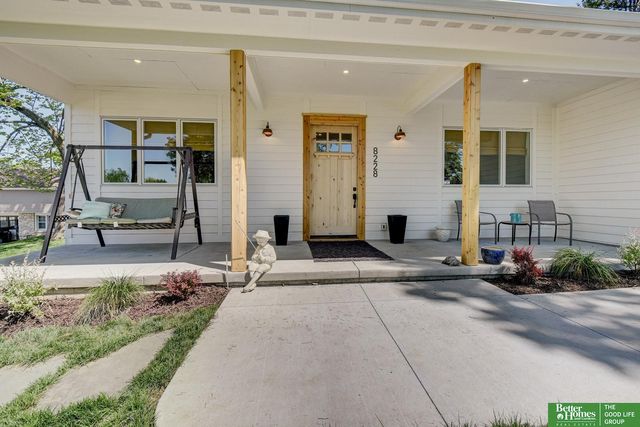 8228 Browne Street, Omaha, NE 68134