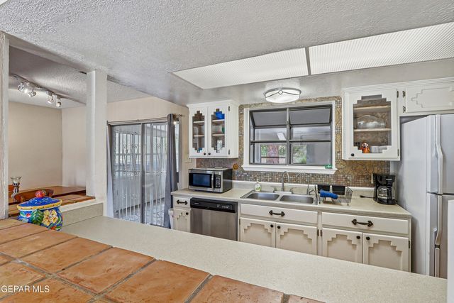 130 S APACHE GOLD Loop, Santa Teresa, NM 88008