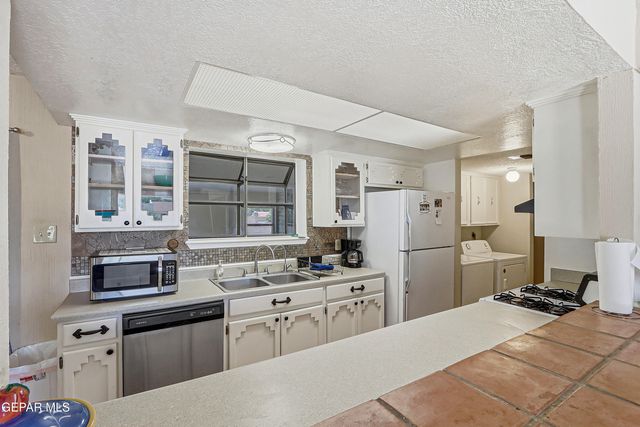 130 S APACHE GOLD Loop, Santa Teresa, NM 88008
