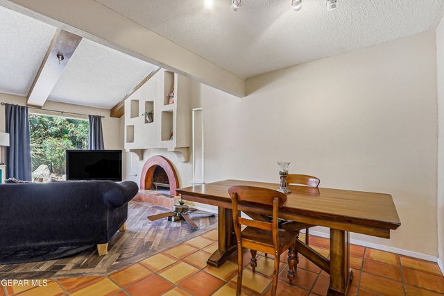130 S APACHE GOLD Loop, Santa Teresa, NM 88008