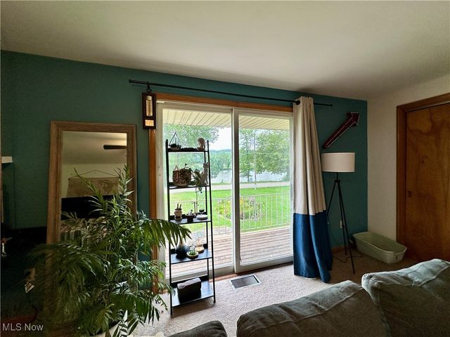 4145 Old River Road, Philo, OH 43771