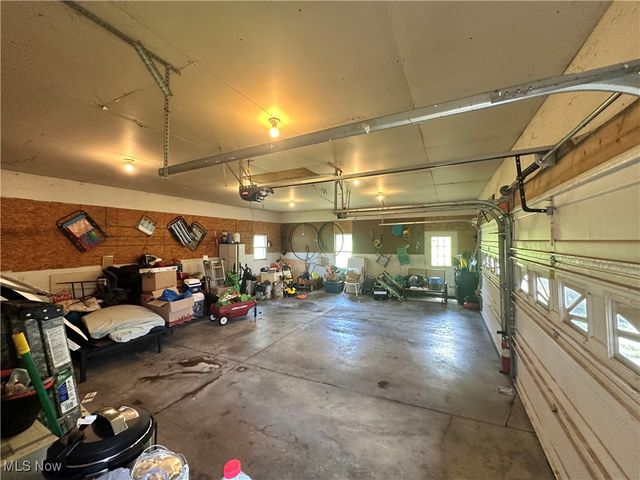 4145 Old River Road, Philo, OH 43771