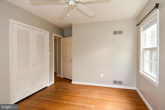 4520 41ST ST N, Arlington, VA 22207