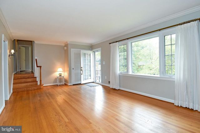 4520 41ST ST N, Arlington, VA 22207