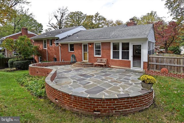 4520 41ST ST N, Arlington, VA 22207