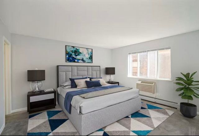 930 ONTARIO Street 4F, Oak Park, IL 60302