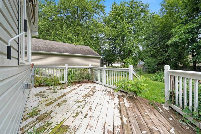1418 W WASHINGTON STREET, Appleton, WI 54914