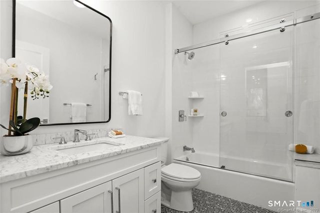 304 Gramercy Park, New Canaan, CT 06840