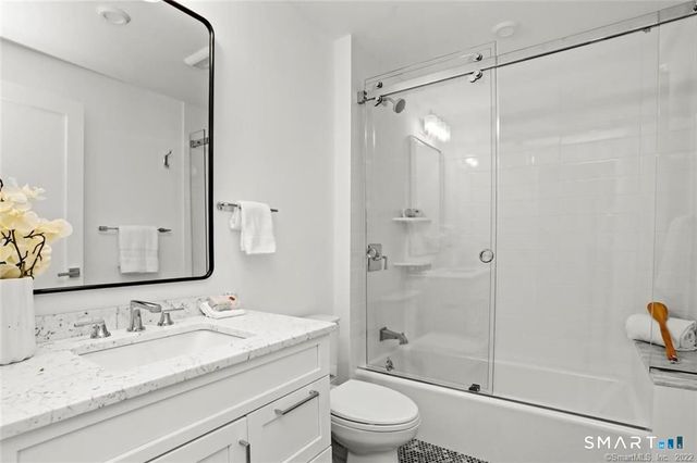304 Gramercy Park, New Canaan, CT 06840