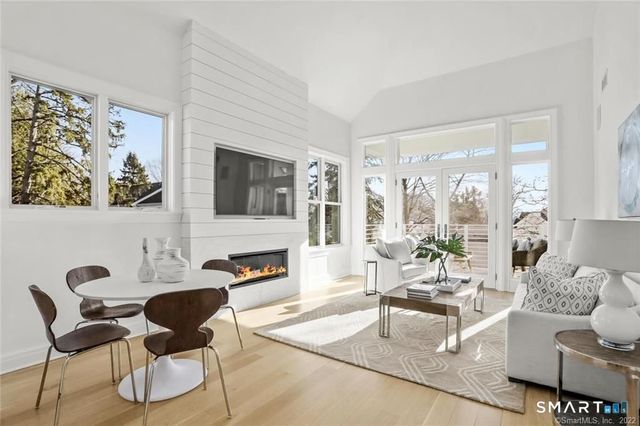 304 Gramercy Park, New Canaan, CT 06840