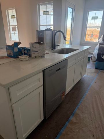 125 Patchen Drive, Nicholasville, KY 40356