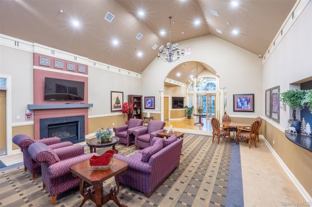 4 Avolet Court, Mount Sinai, NY 11766