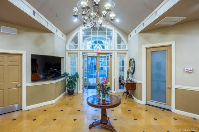 4 Avolet Court, Mount Sinai, NY 11766