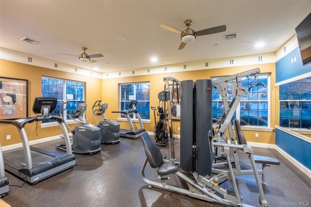 4 Avolet Court, Mount Sinai, NY 11766