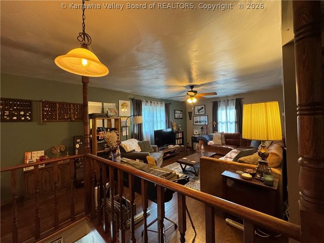 776 Mile Fork Road, Charleston, WV 25312