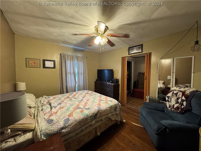 776 Mile Fork Road, Charleston, WV 25312