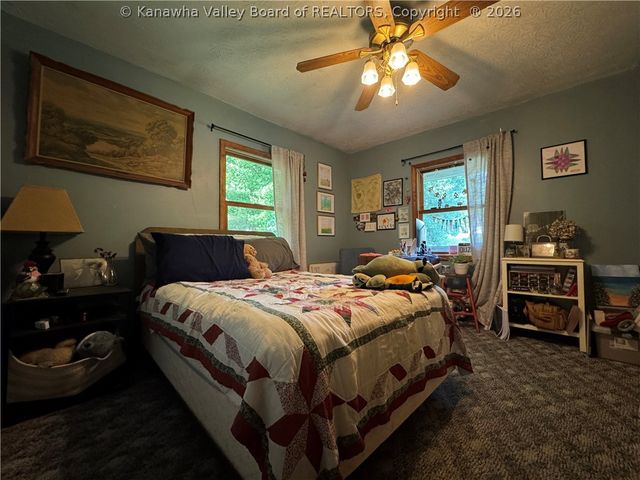776 Mile Fork Road, Charleston, WV 25312