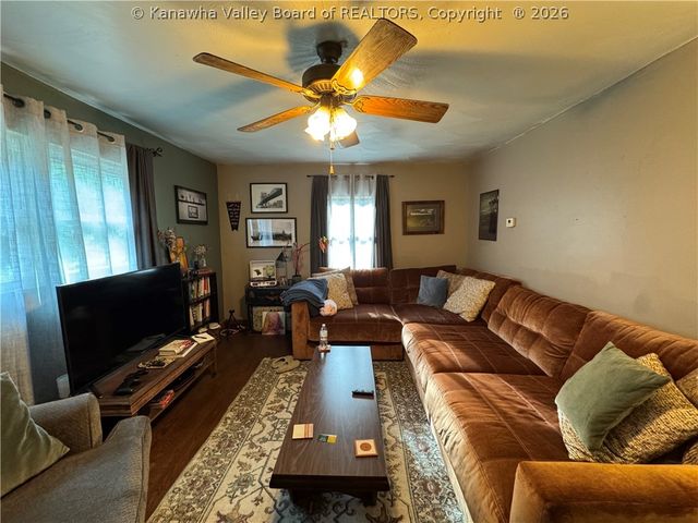 776 Mile Fork Road, Charleston, WV 25312