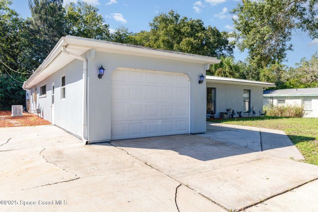 19 Knollwood Drive, Rockledge, FL 32955