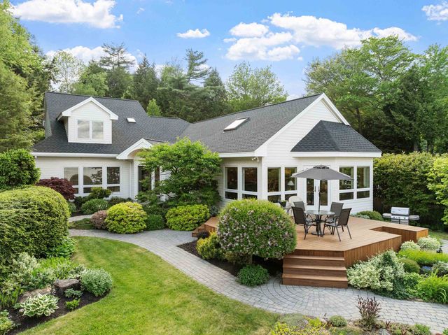 34 Briarwood Avenue, Sanbornton, NH 03269