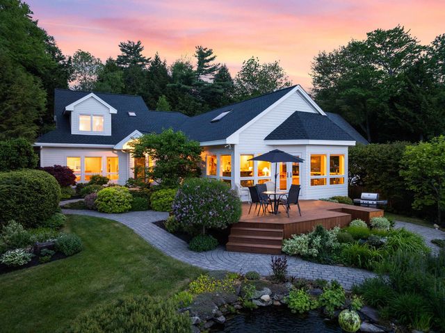 34 Briarwood Avenue, Sanbornton, NH 03269