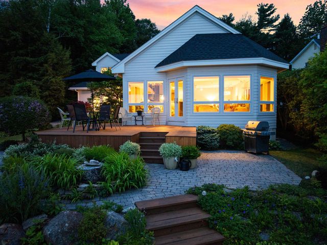 34 Briarwood Avenue, Sanbornton, NH 03269