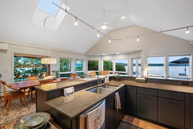 34 Briarwood Avenue, Sanbornton, NH 03269