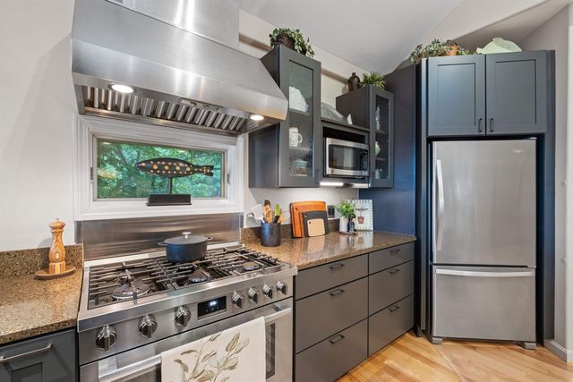 34 Briarwood Avenue, Sanbornton, NH 03269