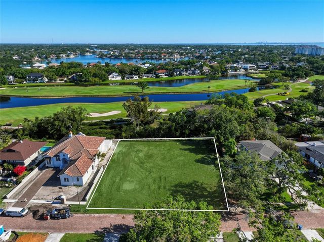300 RAFAEL BOULEVARD NE, St Petersburg, FL 33704