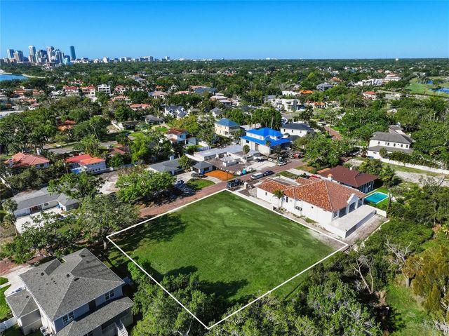 300 RAFAEL BOULEVARD NE, St Petersburg, FL 33704