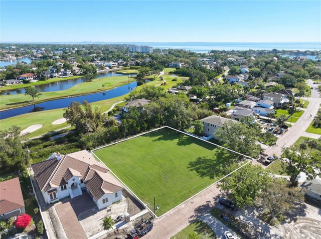 300 RAFAEL BOULEVARD NE, St Petersburg, FL 33704