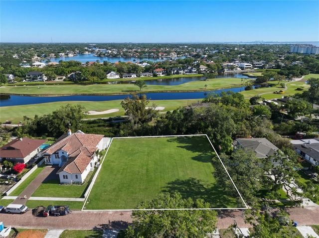 300 RAFAEL BOULEVARD NE, St Petersburg, FL 33704