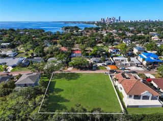300 RAFAEL BOULEVARD NE, St Petersburg, FL 33704