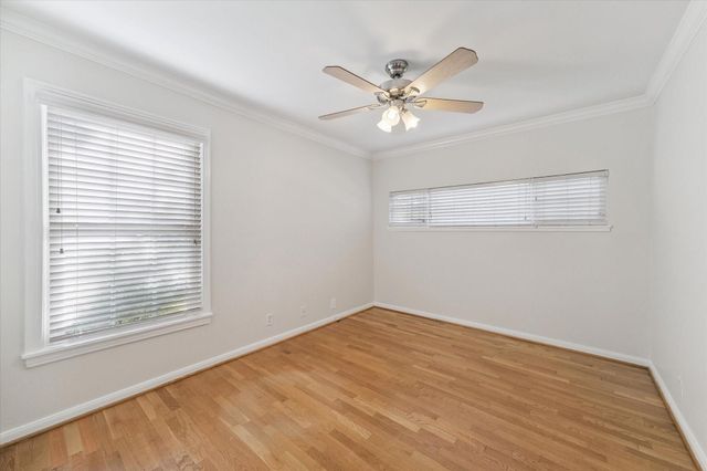 1063 W 43rd Street, Houston, TX 77018