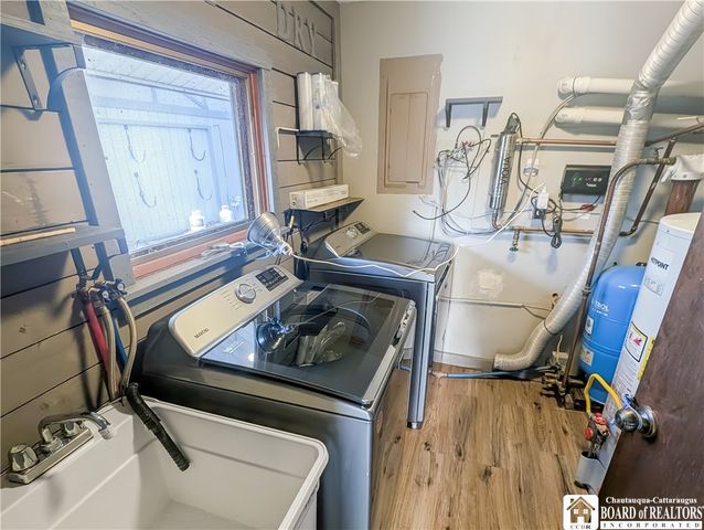 6040 & 6044 Mill Road, Chautauqua, NY 14757