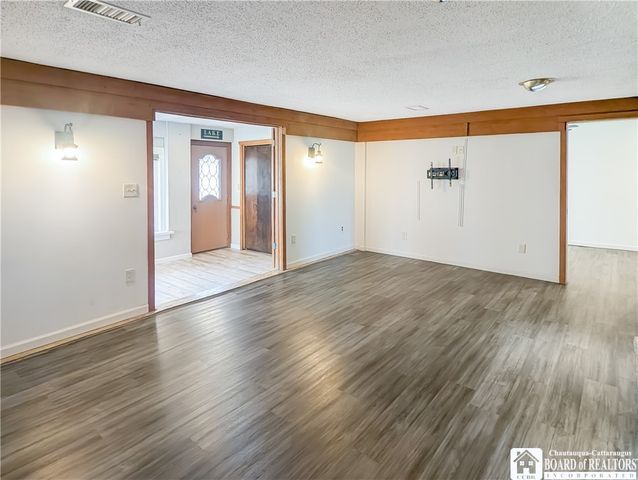 6040 & 6044 Mill Road, Chautauqua, NY 14757