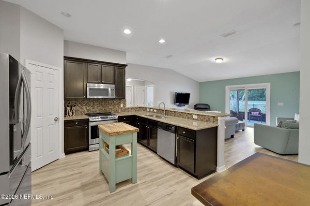 1207 CAMP RIDGE Lane, Middleburg, FL 32068