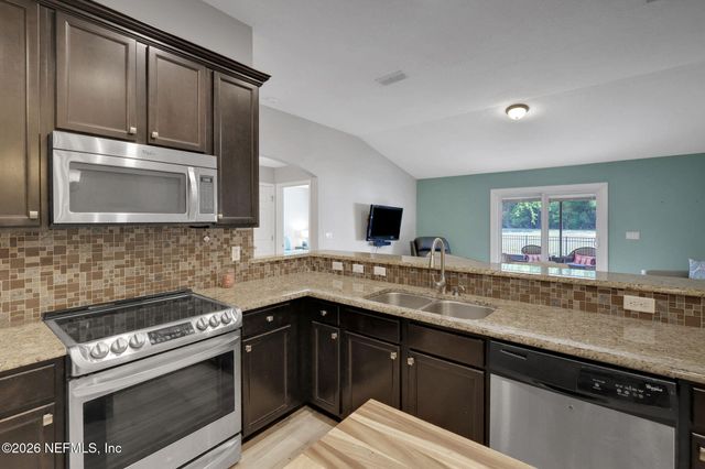 1207 CAMP RIDGE Lane, Middleburg, FL 32068