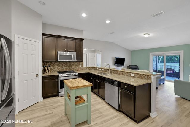 1207 CAMP RIDGE Lane, Middleburg, FL 32068