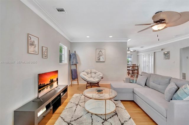 515 SW 9th St, Fort Lauderdale, FL 33315