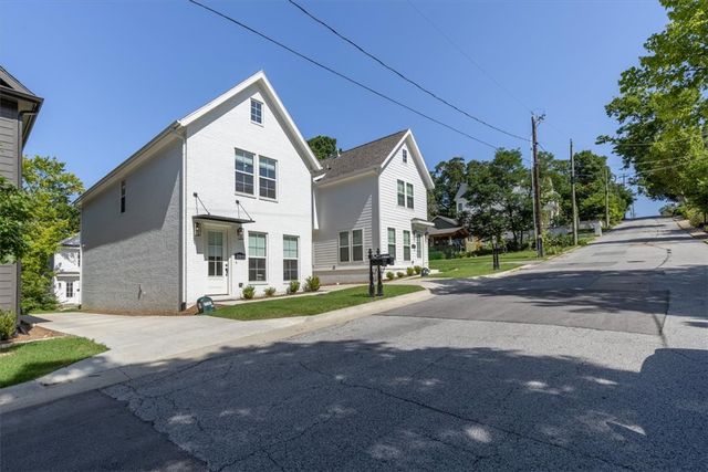 251 S Church Avenue, Fayetteville, AR 72701
