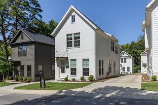 251 S Church Avenue, Fayetteville, AR 72701