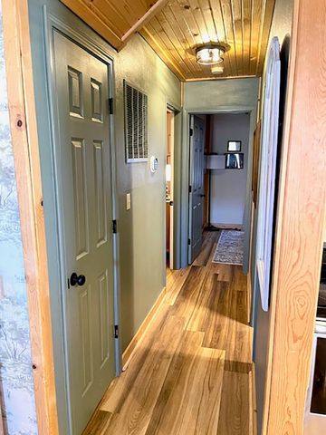 89 B E Valley Drive, Hardy, AR 72542