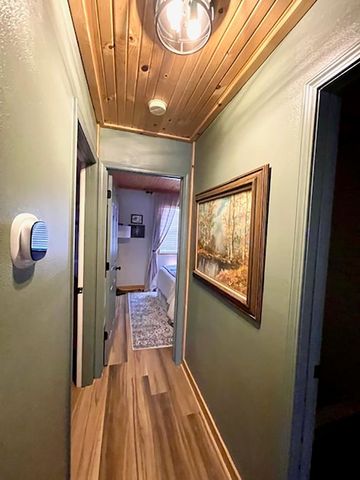 89 B E Valley Drive, Hardy, AR 72542