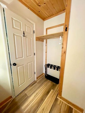 89 B E Valley Drive, Hardy, AR 72542