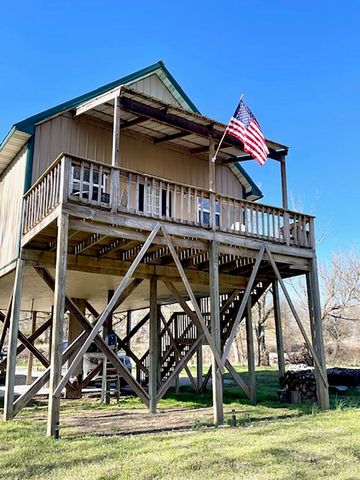 89 B E Valley Drive, Hardy, AR 72542