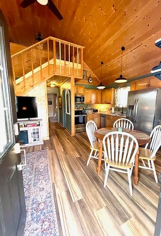 89 B E Valley Drive, Hardy, AR 72542