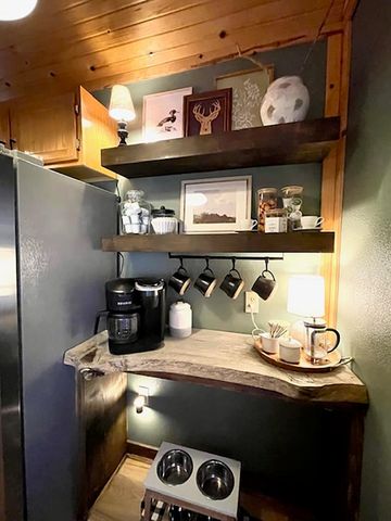 89 B E Valley Drive, Hardy, AR 72542