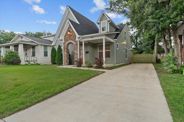 991 FORREST AVE, Memphis, TN 38105