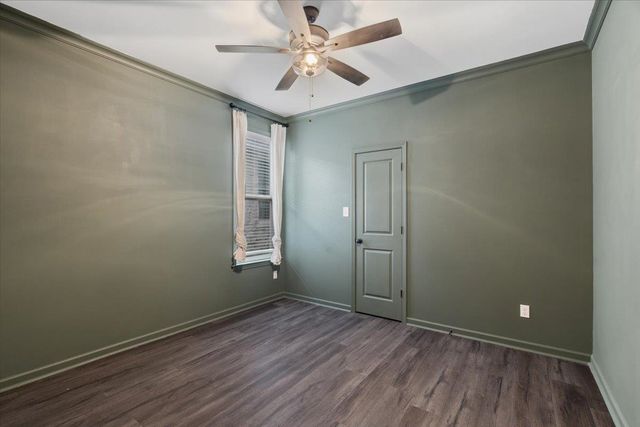 991 FORREST AVE, Memphis, TN 38105
